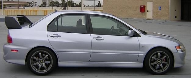 photo 1 Mitsubishi Lancer Evolution custom wheels Gram Lights 57S 18x8.5, ET +30, tire size 245/40 R18. x ET