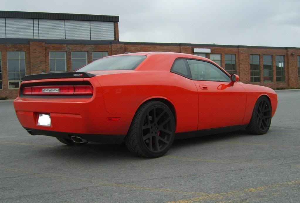 photo 2 Dodge Challenger custom wheels OEM Dodge Viper 22x9.0, ET , tire size 265/35 R22. 22x10.0 ET 295/30 R22