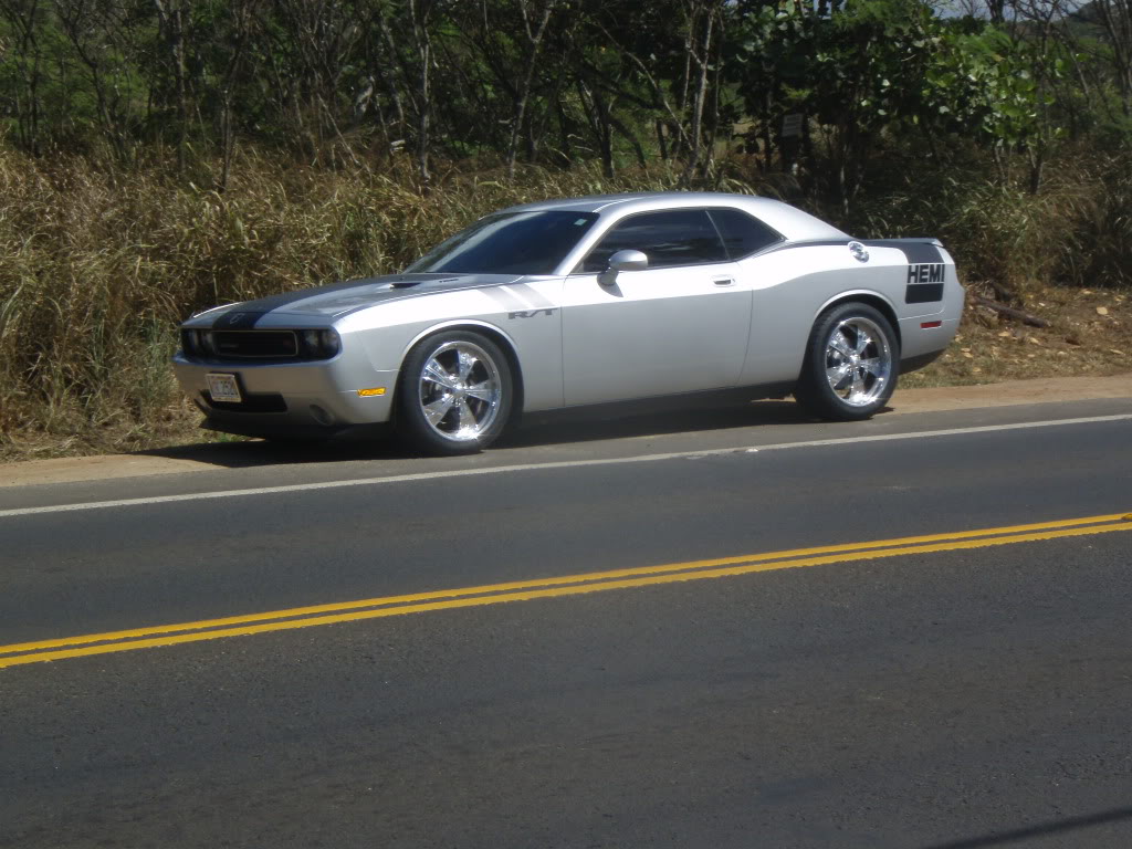 photo 2 Dodge Challenger custom wheels   20x8.5, ET , tire size 255/45 R20. 20x10.0 ET 295/40 R20