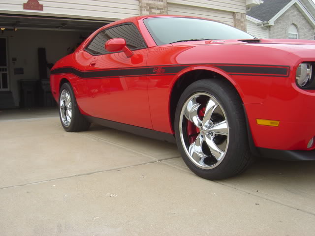 photo 1 Dodge Challenger custom wheels Foose Legend 20x8.5, ET +14, tire size 245/45 R20. 20x10.0 ET+20 295/35 R20