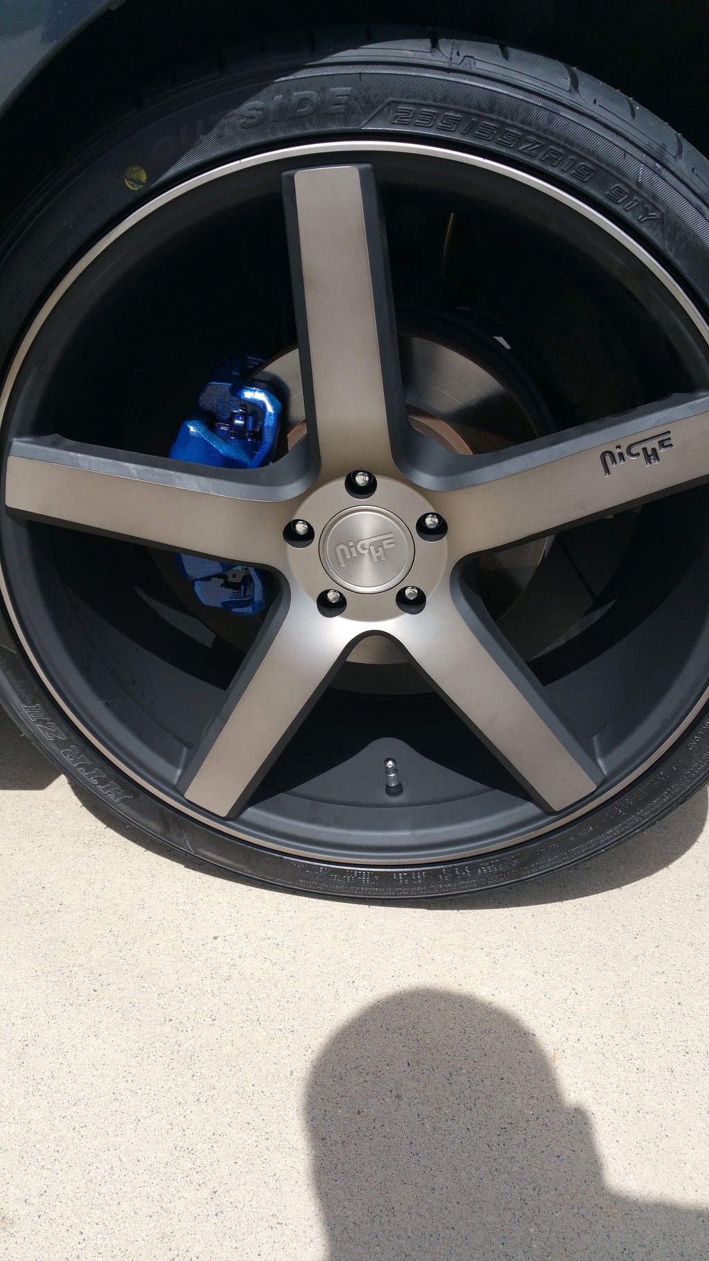 photo 2 Toyota Corolla custom wheels Niche Milan 19x, ET , tire size X R19. x ET 