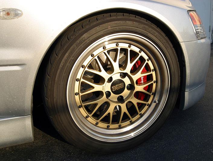 photo 2 Mitsubishi Lancer Evolution custom wheels BBS LM 17x9.0, ET +20, tire size 255/40 R17. x ET