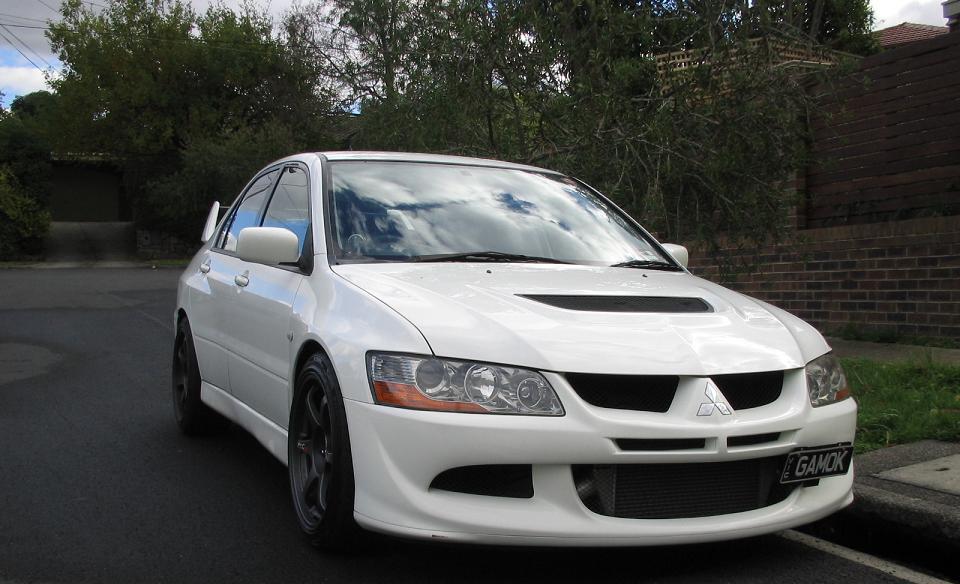 photo 1 Mitsubishi Lancer Evolution custom wheels SSR Typr-C RS 18x9.5, ET +29, tire size 235/40 R18. x ET