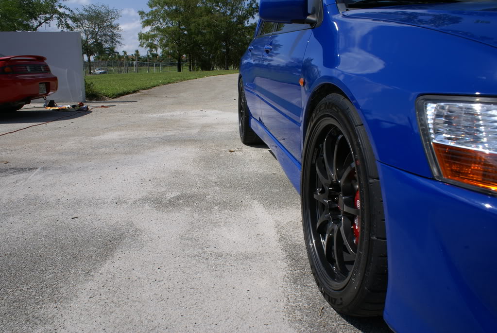 photo 2 Mitsubishi Lancer Evolution custom wheels Volk CE28N 18x8.5, ET +30, tire size 245/40 R18. x ET