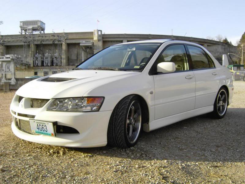 photo 1 Mitsubishi Lancer Evolution custom wheels TSW Thruxton 18x8.0, ET +35, tire size 235/40 R18. x ET