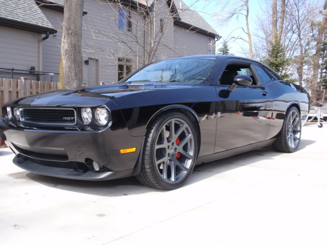 photo 2 Dodge Challenger custom wheels OEM Dodge Viper 22x9.0, ET , tire size 265/35 R22. x ET