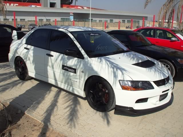 photo 2 Mitsubishi Lancer Evolution custom wheels 5Zigen FN01RC 18x8.5, ET +30, tire size 235/35 R18. x ET