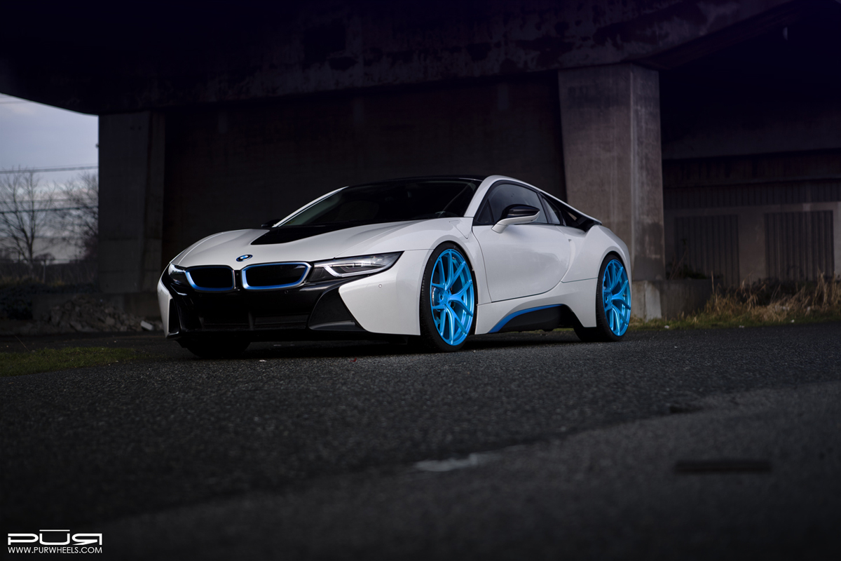 photo 2 BMW i8 custom wheels PUR 4OUR 22x9.0, ET , tire size X R22. 22x10.5 ET 