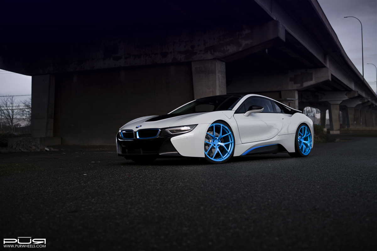 photo 4 BMW i8 custom wheels PUR 4OUR 22x9.0, ET , tire size X R22. 22x10.5 ET 