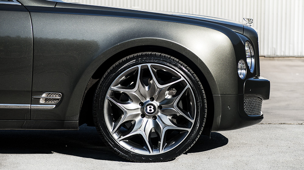 photo 3 Bentley Mulsanne custom wheels Kahn Split 6 22x9.5, ET , tire size X R22. x ET