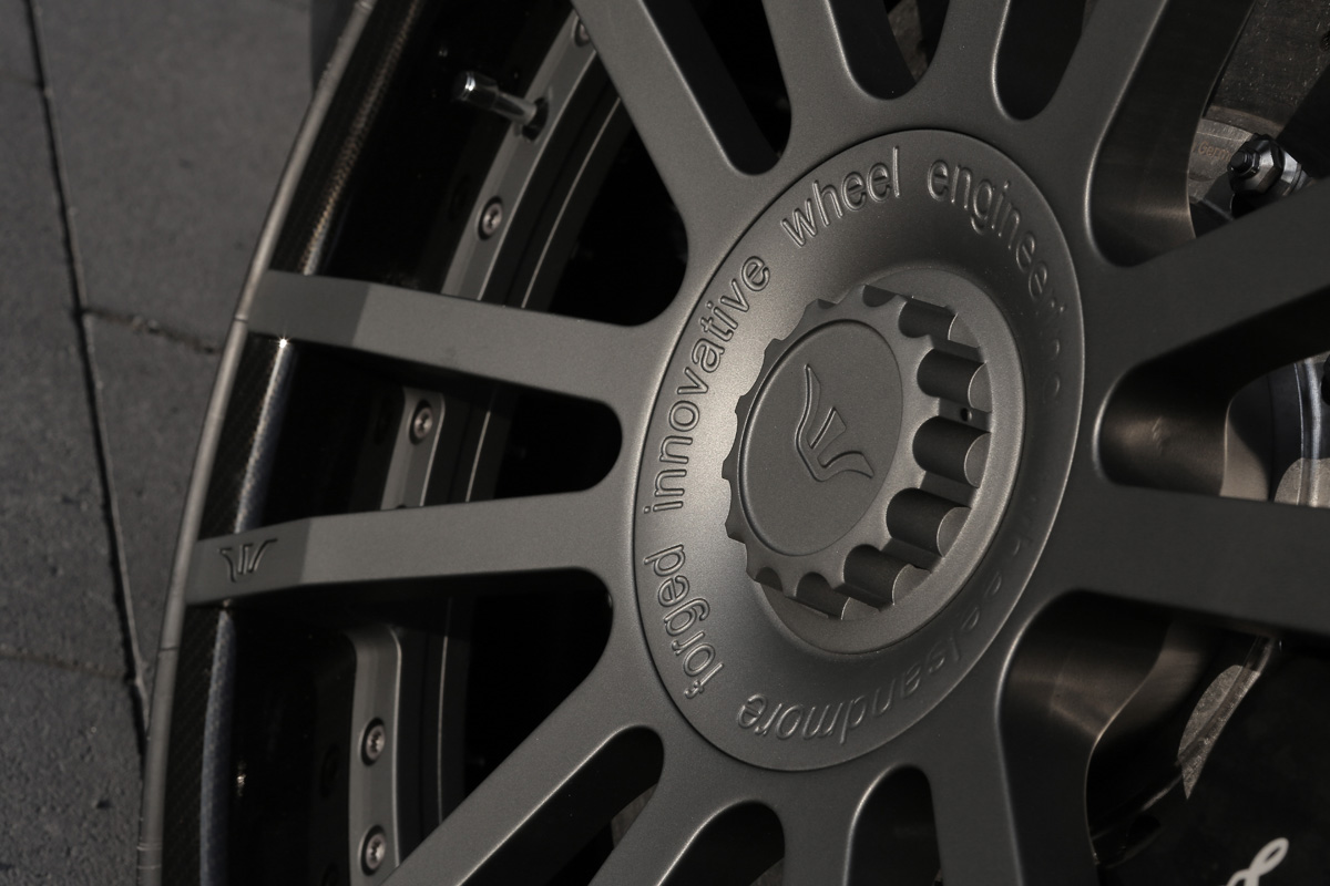 photo 1 Ferrari 488 GTB custom wheels F.I.W.E.  21x9.0, ET , tire size 245/30 R21. 21x12.5 ET 345/25 R21