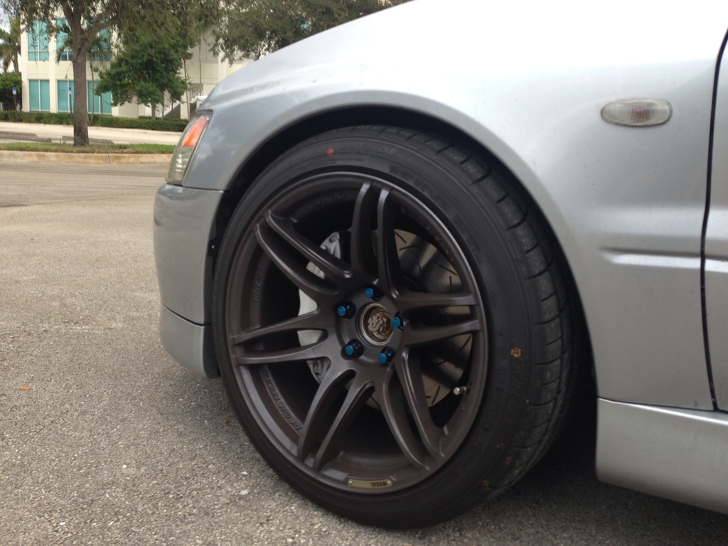 photo 3 Mitsubishi Lancer Evolution custom wheels Cosmis Racing MR2 18x9.5, ET +15, tire size 245/40 R18. x ET 