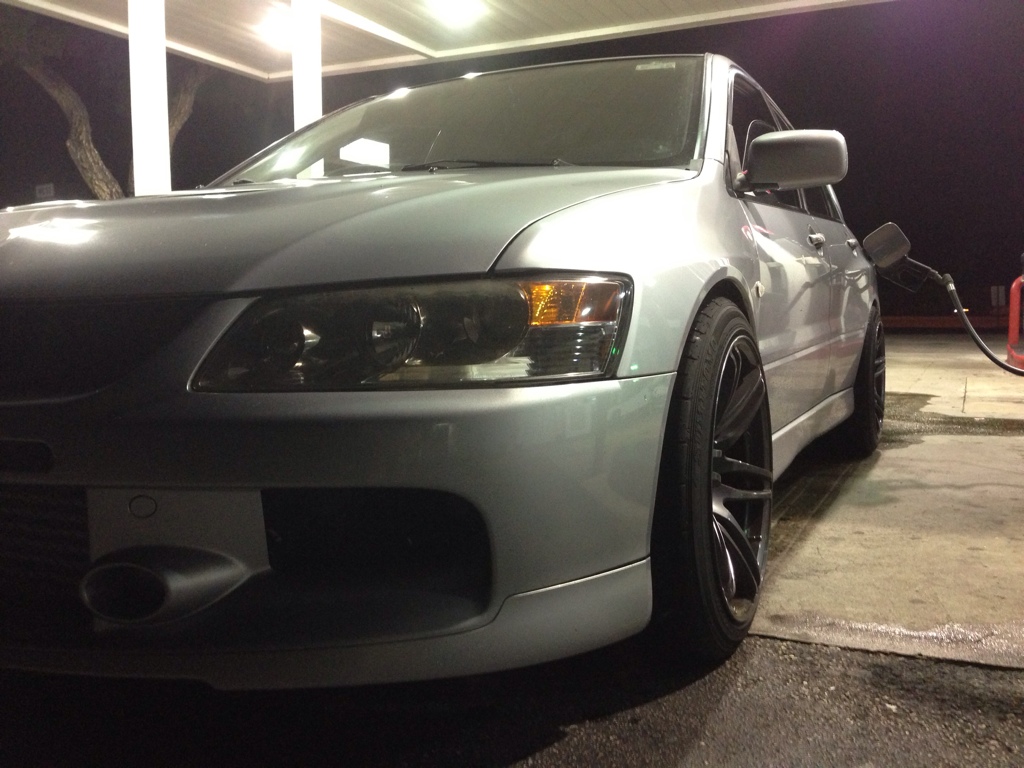 photo 2 Mitsubishi Lancer Evolution custom wheels Cosmis Racing MR2 18x9.5, ET +15, tire size 245/40 R18. x ET 