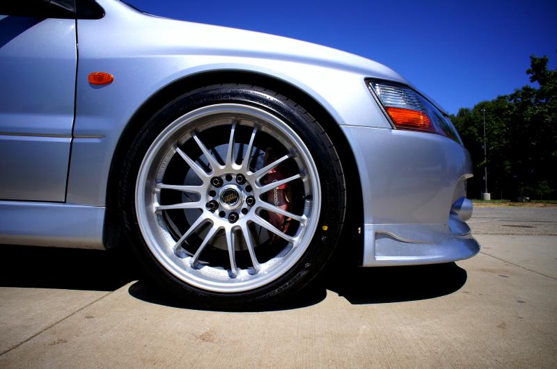 photo 5 Mitsubishi Lancer Evolution custom wheels Volk Racing RE30 18x9.5, ET +22, tire size 255/35 R18. x ET