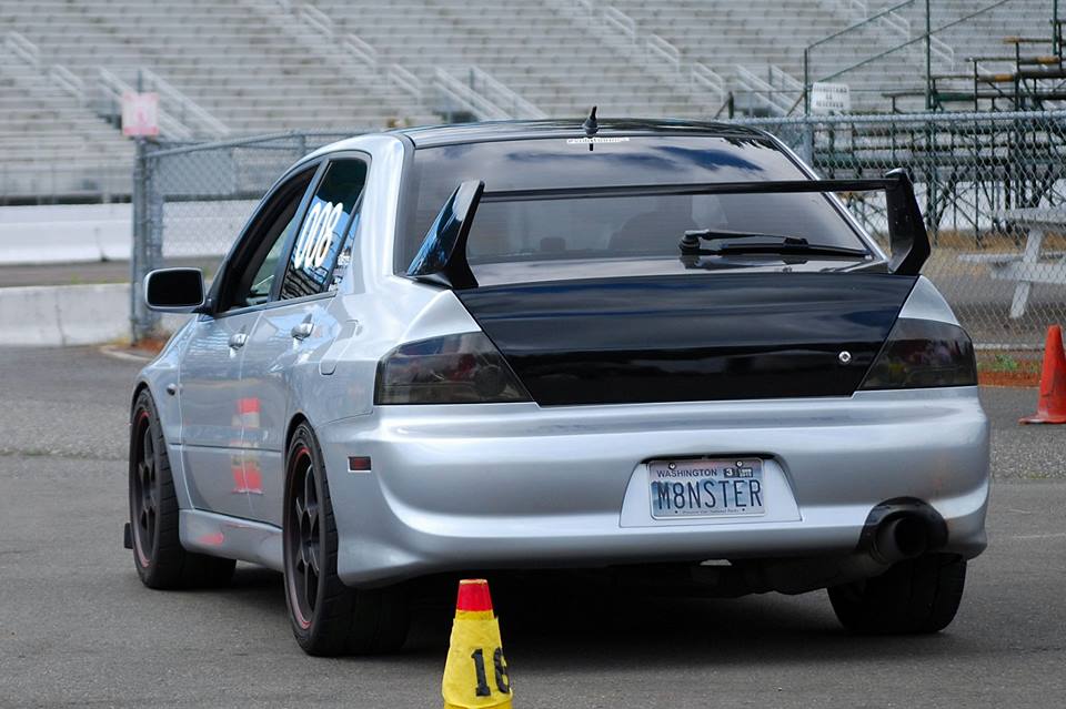 photo 2 Mitsubishi Lancer Evolution custom wheels Buddy Club P1 SF 18x9.0, ET +30, tire size 275/35 R18. x ET 