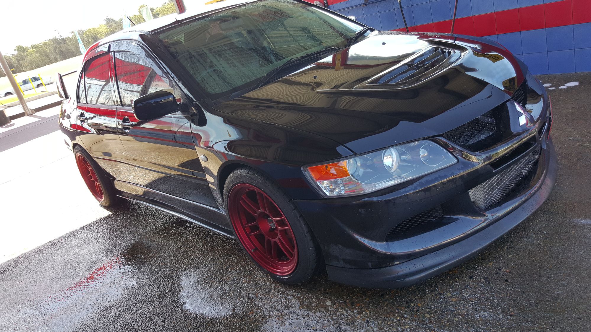 photo 1 Mitsubishi Lancer Evolution custom wheels Enkei RPF1 18x9.5, ET +15, tire size 245/40 R18. x ET