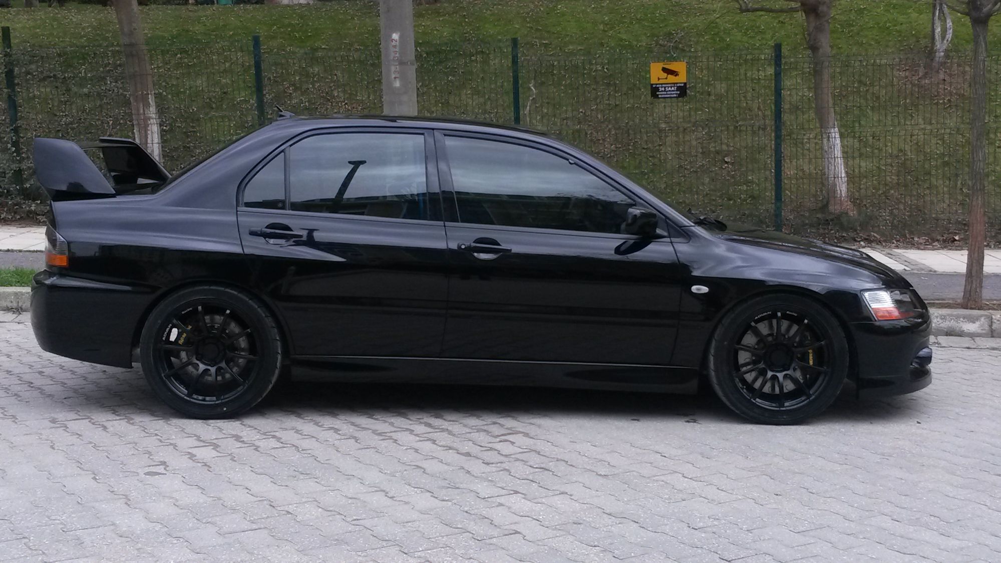 photo 1 Mitsubishi Lancer Evolution custom wheels Advan RSII 18x8.5, ET +31, tire size 235/40 R18. x ET