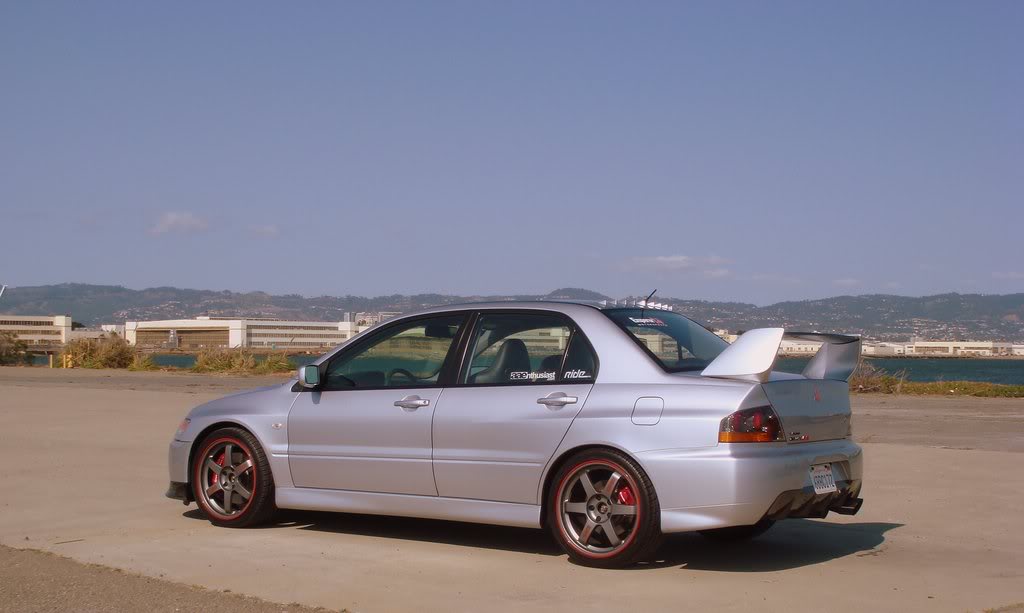 photo 2 Mitsubishi Lancer Evolution custom wheels Volk TE37 18x9.0, ET +35, tire size 255/35 R18. x ET
