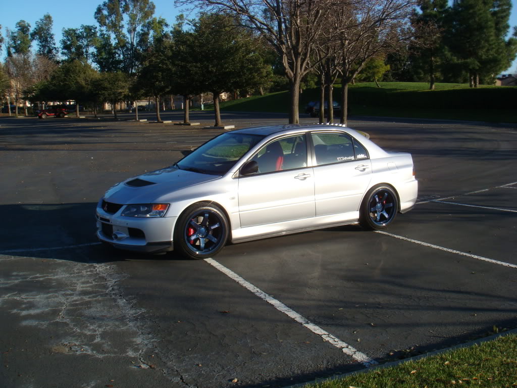 photo 4 Mitsubishi Lancer Evolution custom wheels Volk TE37 18x9.5, ET +22, tire size 245/40 R18. x ET