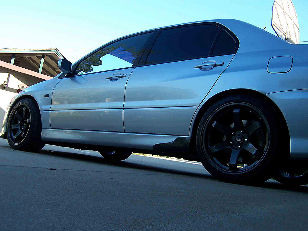 photo 1 Mitsubishi Lancer Evolution custom wheels Rota Grid 18x9.5, ET , tire size X R18. x ET