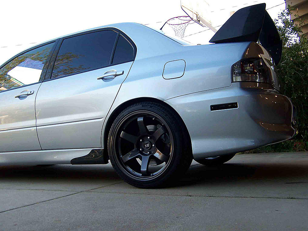 photo 2 Mitsubishi Lancer Evolution custom wheels Rota Grid 18x9.5, ET , tire size X R18. x ET