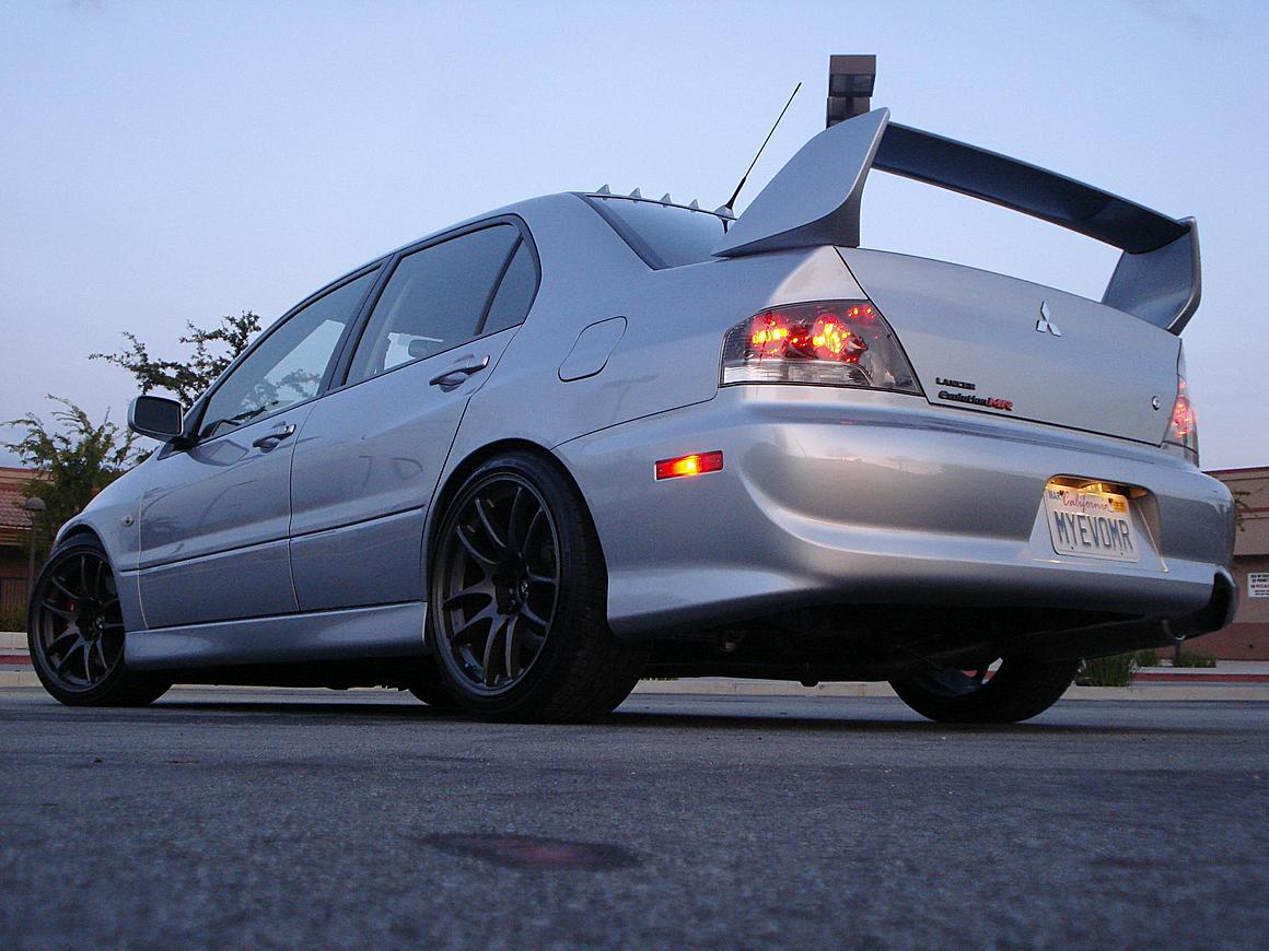 photo 2 Mitsubishi Lancer Evolution custom wheels Work Emotion CR-Kai 18x9.5, ET +20, tire size X R18. x ET 