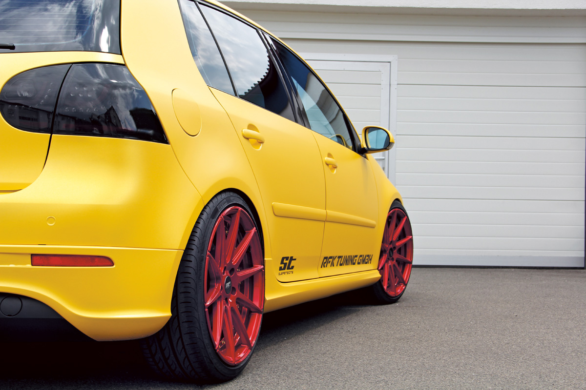 photo 5 Volkswagen  R32 custom wheels Elegance E 1 19x8.5, ET +45, tire size 225/35 R19. 19x8.5 ET+35 