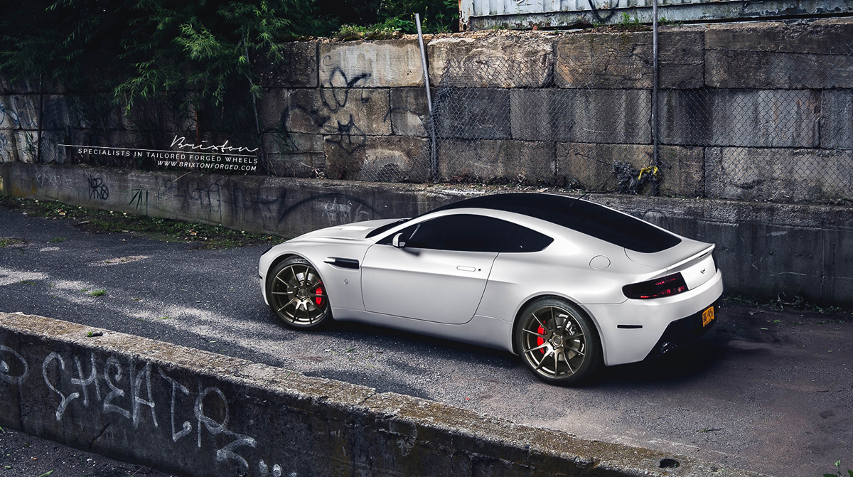 photo 2 Aston Martin V8 Vantage custom wheels Brixton R10 20x9.0, ET , tire size X R20. 20x10.5 ET