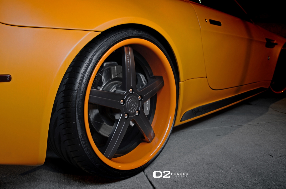 photo 1 Aston Martin V8 Vantage custom wheels D2Forged XL2 20x9.0, ET , tire size X R20. 20x11.0 ET