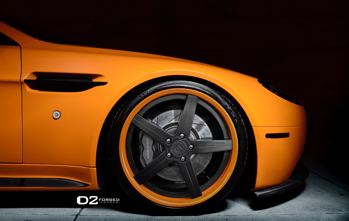 photo 4 Aston Martin V8 Vantage custom wheels D2Forged XL2 20x9.0, ET , tire size X R20. 20x11.0 ET