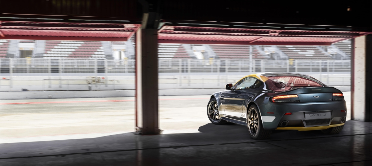 photo 3 Aston Martin Vantage GT custom wheels   19x8.5, ET , tire size 245/40 R19. 19x10.0 ET 285/35 R19