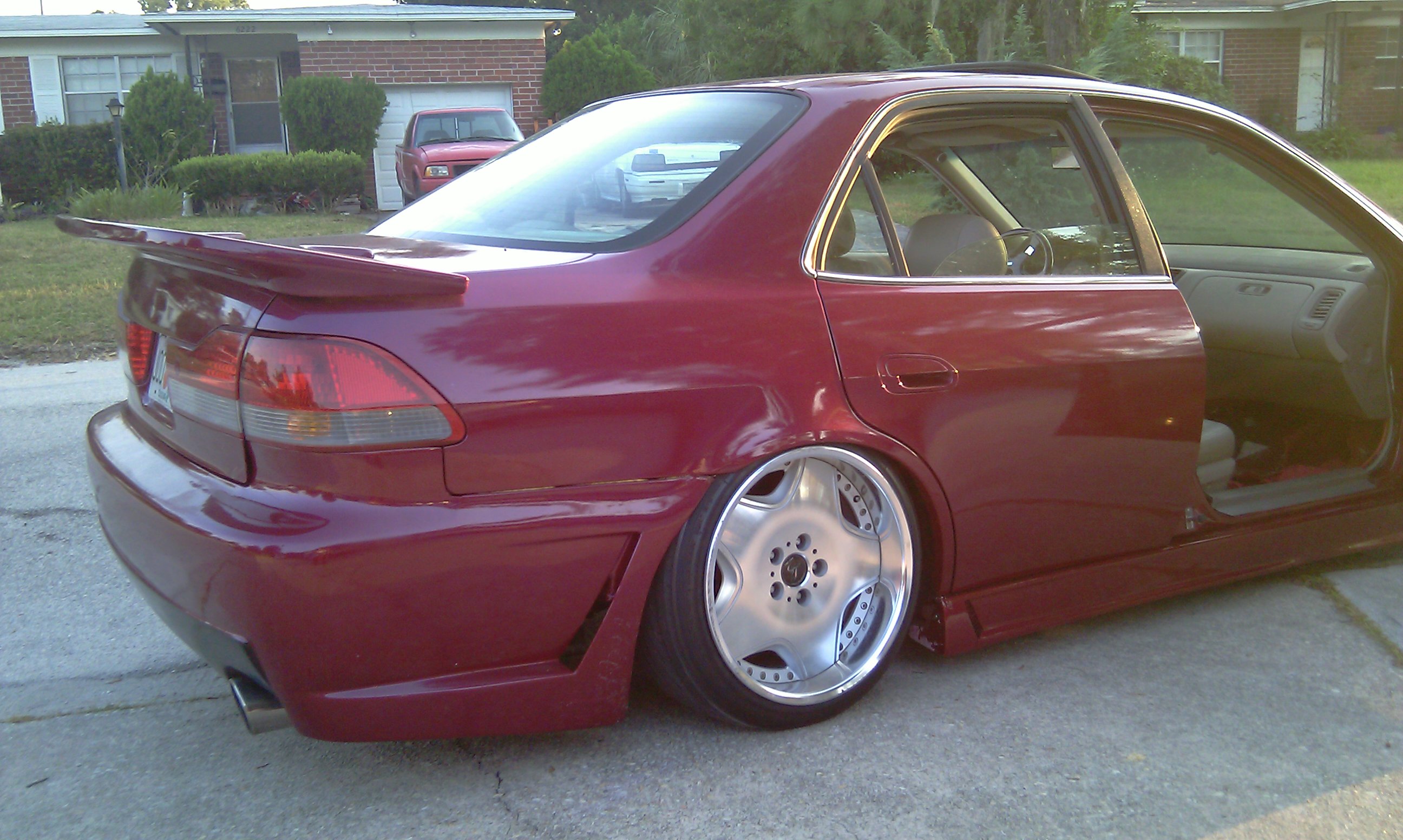 photo 2 Honda Accord custom wheels locksmice dukes 18x8.5, ET +7, tire size 215/35 R18. 18x11.0 ET+27 235/40 R18