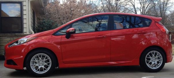 photo 1 Ford Fiesta custom wheels  SE-16 16x, ET , tire size 185/60 R16. x ET