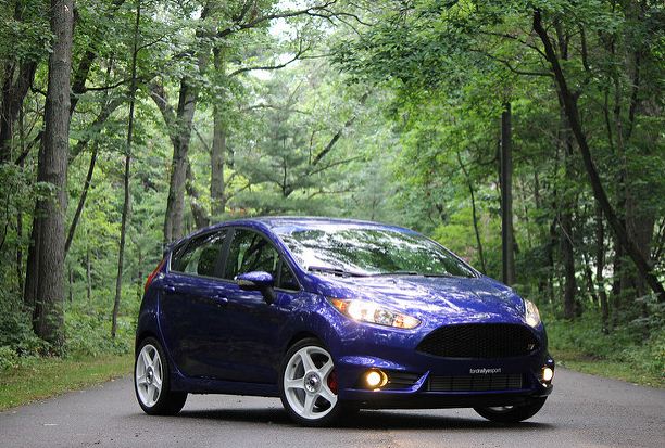 photo 1 Ford Fiesta custom wheels 17x7.0, ET , tire size 215/40 R17. x ET