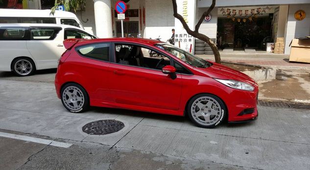 photo 2 Ford Fiesta custom wheels Turbomac 17x8.0, ET +42, tire size X R17. x ET