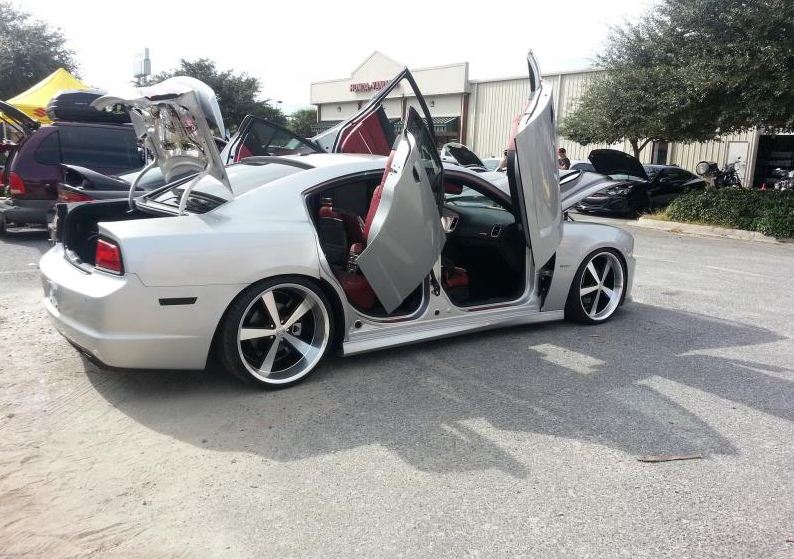 photo 1 Dodge Charger custom wheels American Racing  Nova 22x9.0, ET , tire size X R22. 22x11.0 ET