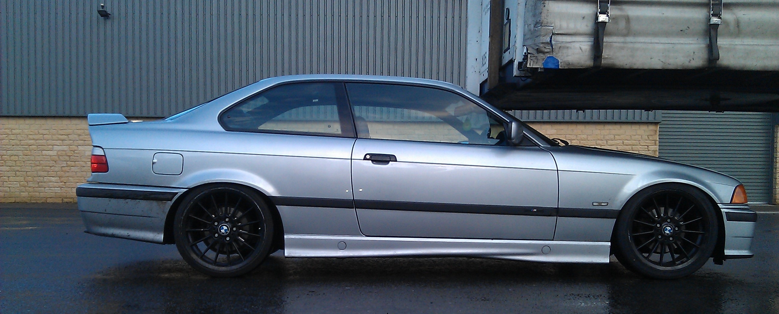 photo 1 BMW  318 custom wheels bmw style 32 18x8.0, ET +42, tire size 225/40 R18. 18x8.5 ET+40 225/35 R18