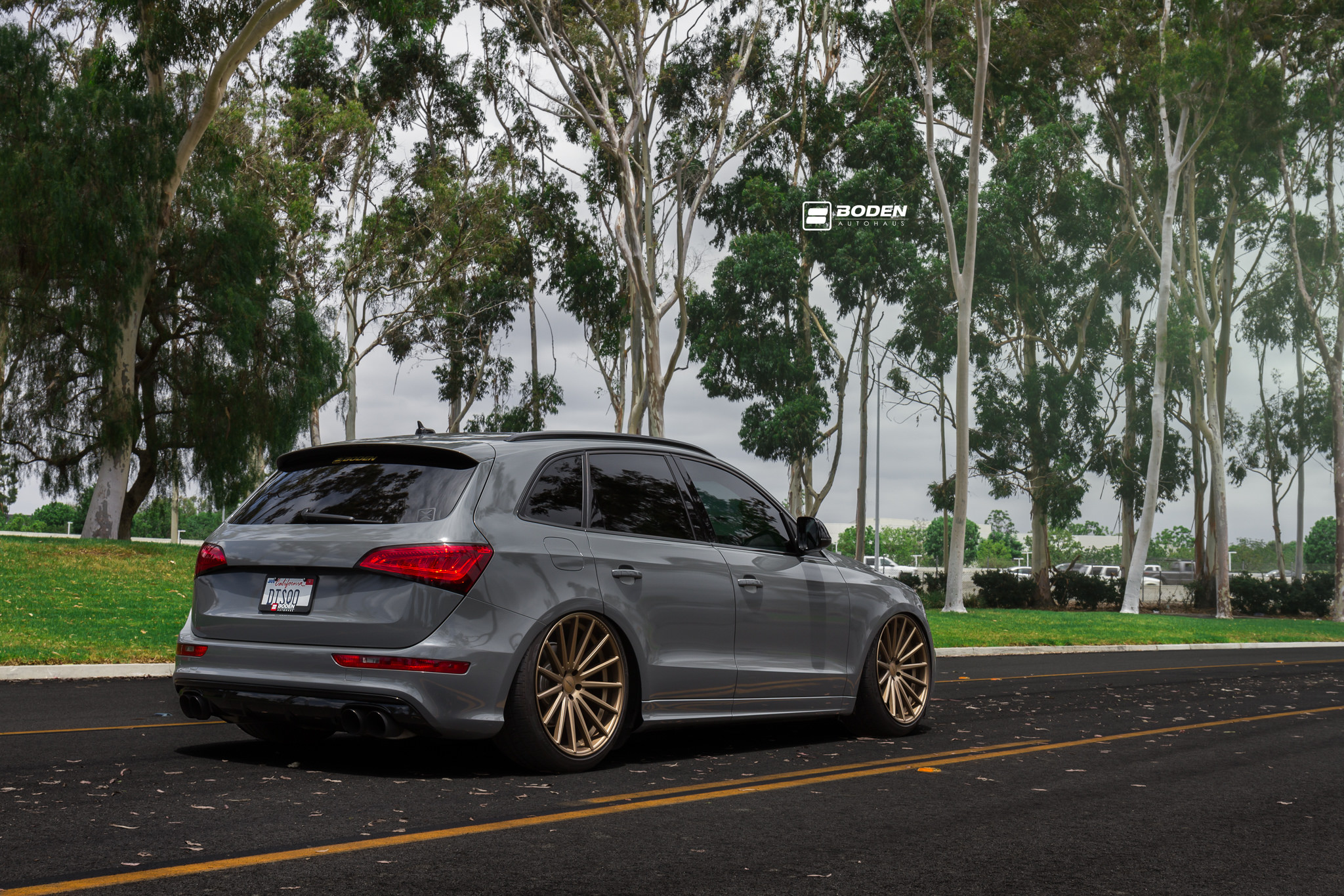 photo 2 Audi Q5 custom wheels Vossen  22x10.5, ET +30, tire size 265/35 R22. x ET 