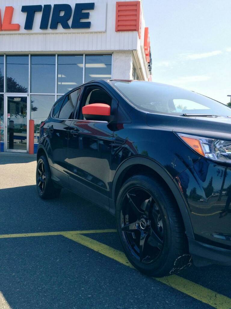 photo 2 Ford Escape custom wheels Klasse Motorsport GT4 18x8.0, ET +35, tire size 235/50 R18. x ET