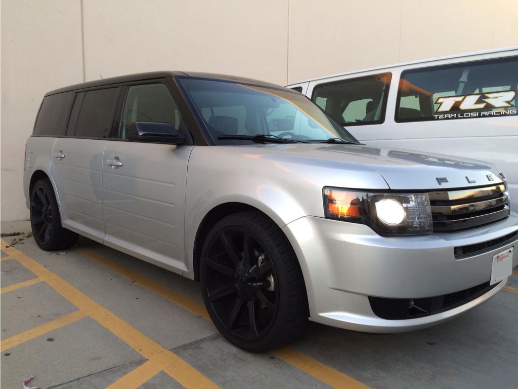 photo 1 Ford Flex custom wheels 22x9.5, ET +38, tire size X R22. x ET