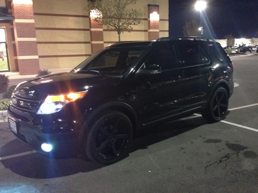 photo 2 Ford Explorer custom wheels Giovanna 22x9.0, ET , tire size X R22. x ET