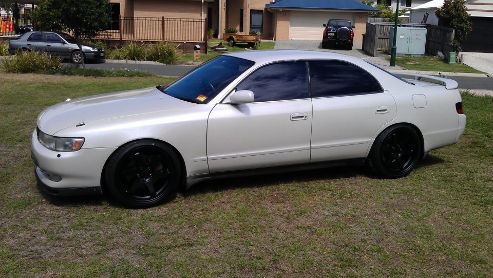 photo 2 Toyota Chaser custom wheels Varrstoen 2.2.1 18x9.5, ET +30, tire size 225/40 R18. x ET
