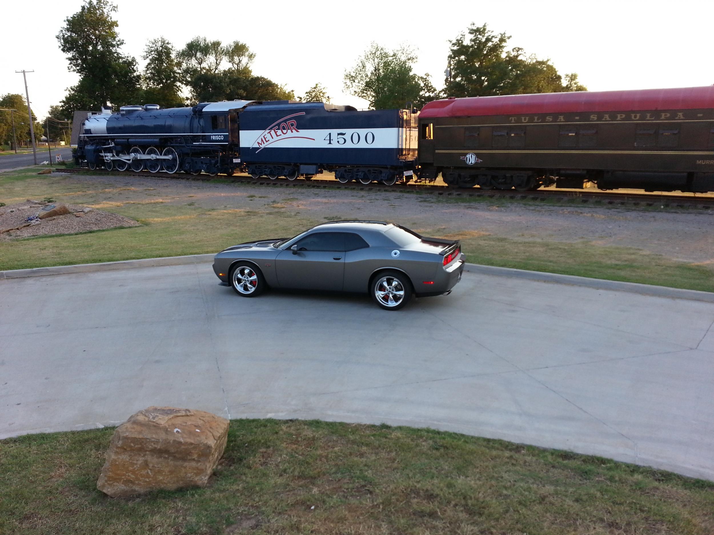 photo 3 Dodge Challenger custom wheels   20x8.5, ET +18, tire size 245/45 R20. 20x10.0 ET 275/40 R20