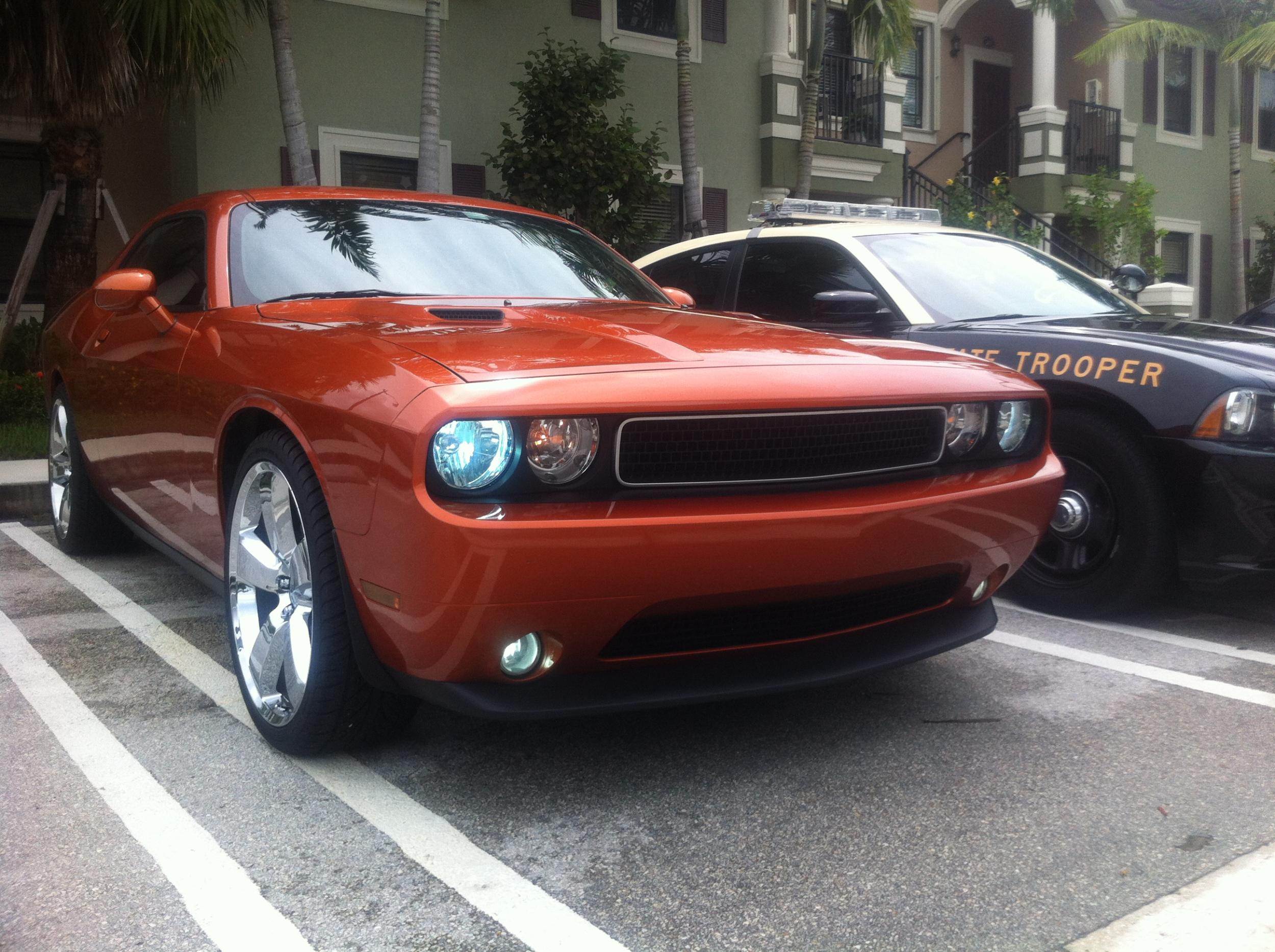 photo 2 Dodge Challenger custom wheels OEM Dodge Charger SRT8 Replica 22x9.0, ET , tire size 365/35 R22. x ET 