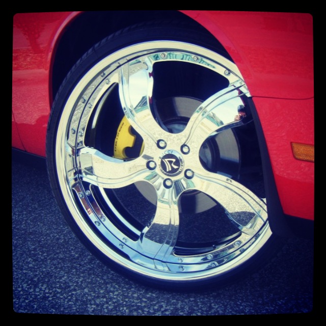 photo 1 Dodge Challenger custom wheels Rucci  24x9.0, ET , tire size X R24. 24x9.0 ET 