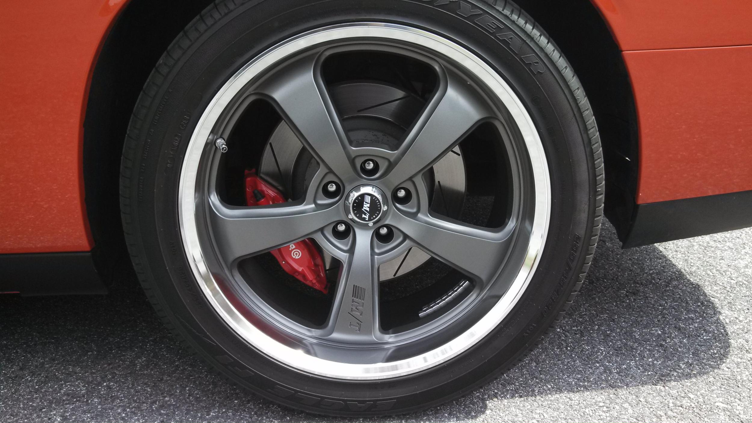 photo 1 Dodge Challenger custom wheels Mickey Thompson SC-5 20x9.0, ET , tire size X R20. x ET