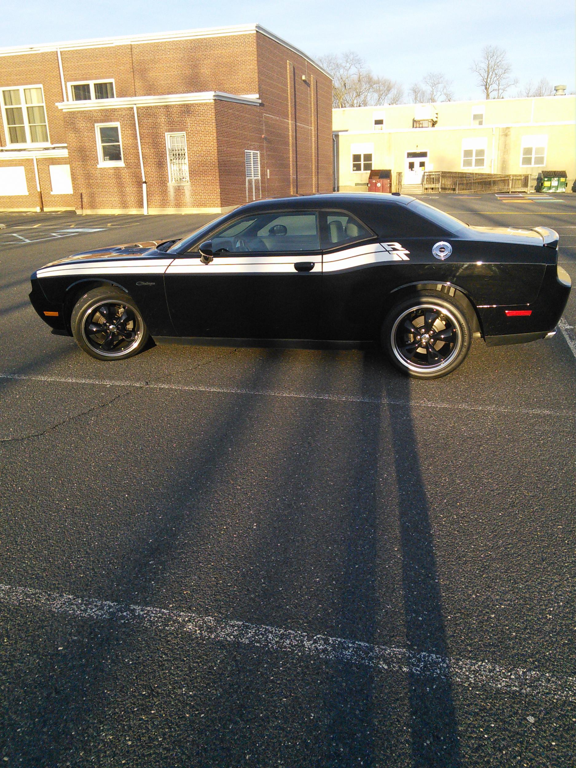 photo 1 Dodge Challenger custom wheels American Racing Torq Thrust M 20x8.5, ET , tire size 265/35 R20. 20x10.0 ET 305/35 R20