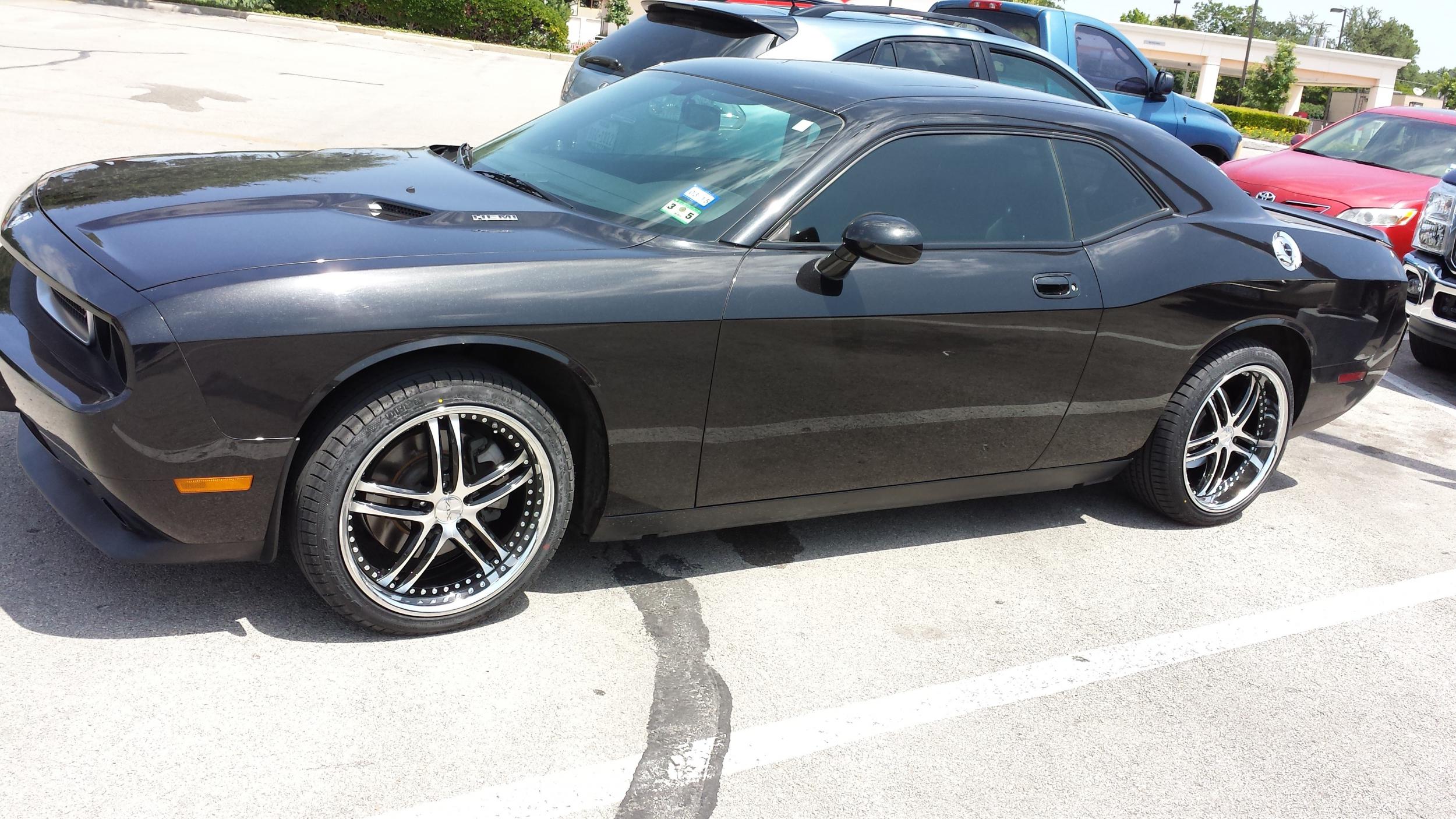 photo 1 Dodge Challenger custom wheels   20x8.5, ET , tire size 245/45 R20. 20x10.0 ET 275/40 R20