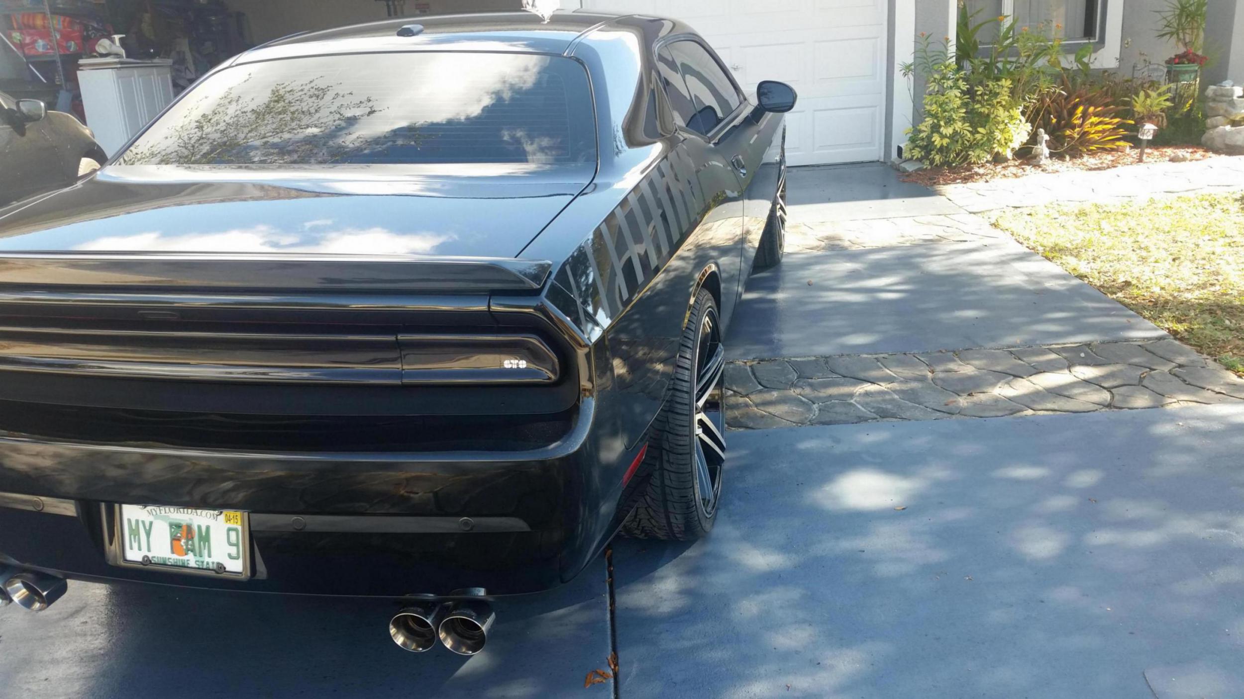 photo 2 Dodge Challenger custom wheels TIS 536MB 22x9.0, ET , tire size 265/35 R22. 22x10.5 ET 295/30 R22