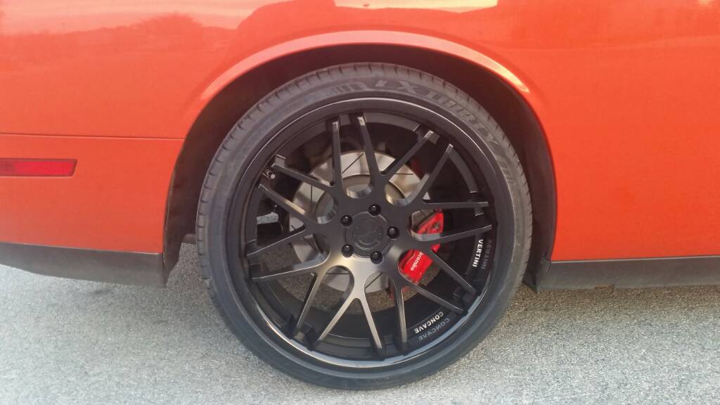 photo 1 Dodge Challenger custom wheels Vertini  22x9.0, ET , tire size 295/30 R22. 22x10.5 ET 265/35 R22